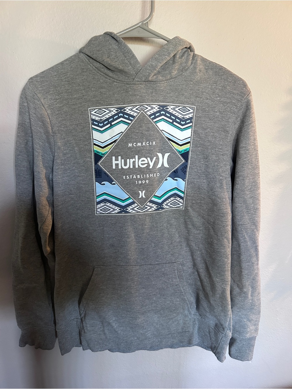 Hurley Gray Pullover Hoodie with Geometric Chest Graphic